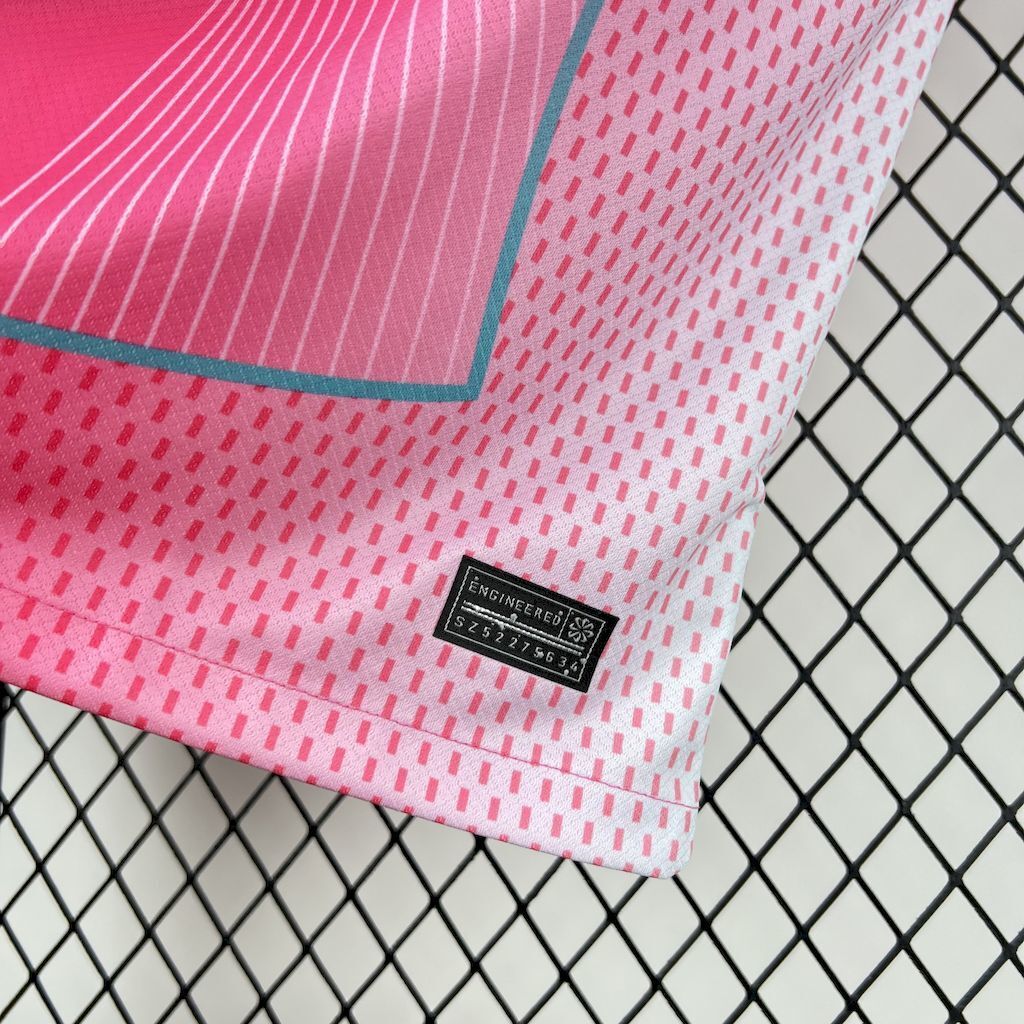 Barcelona 25/26 Pink