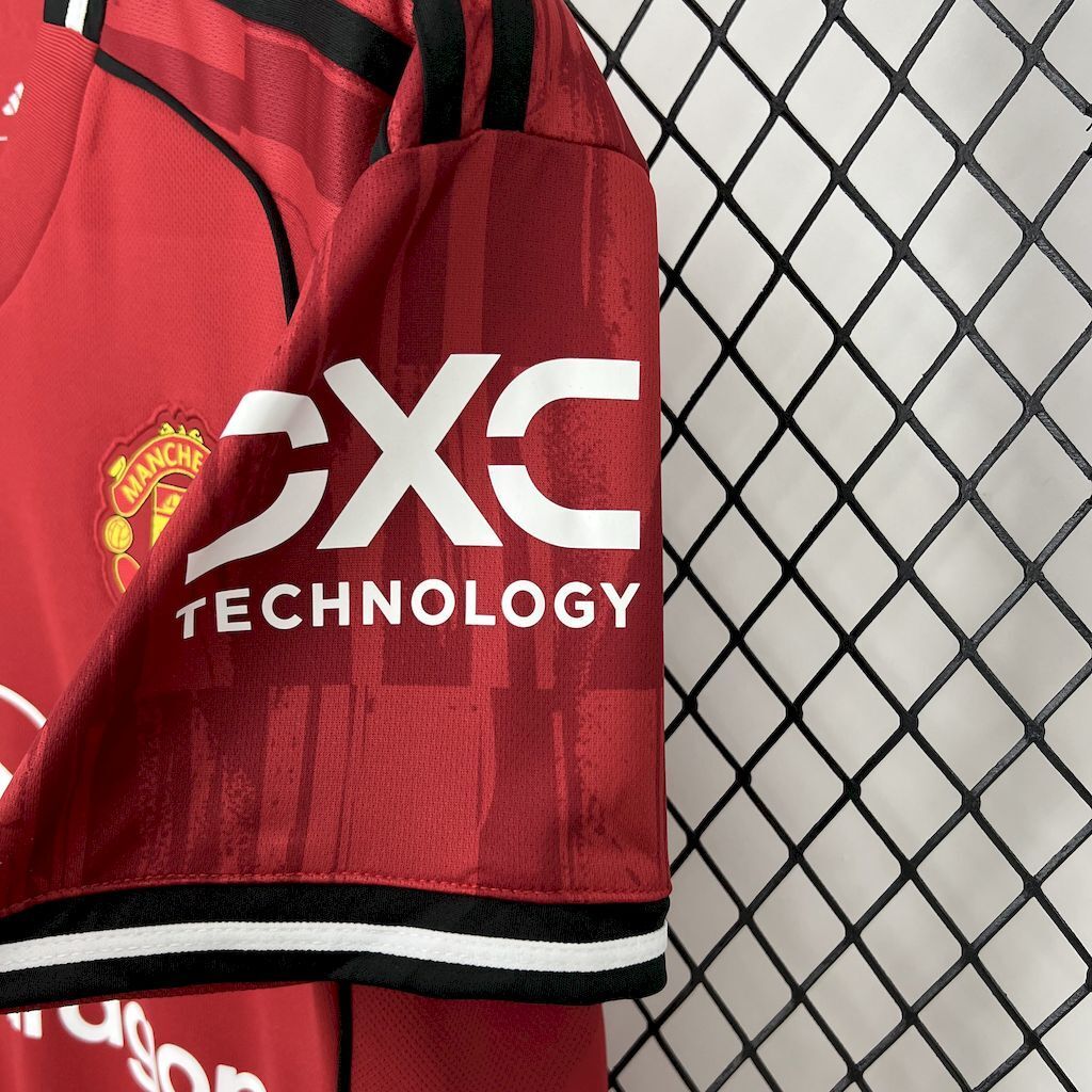 Manchester United 25/26 Home