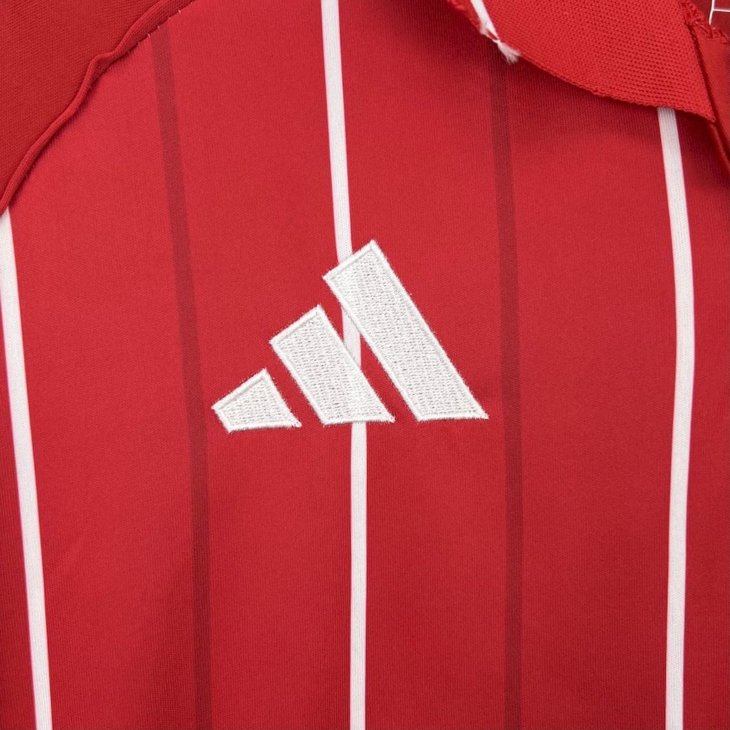 Nottingham Forrest 25/26 (Home)