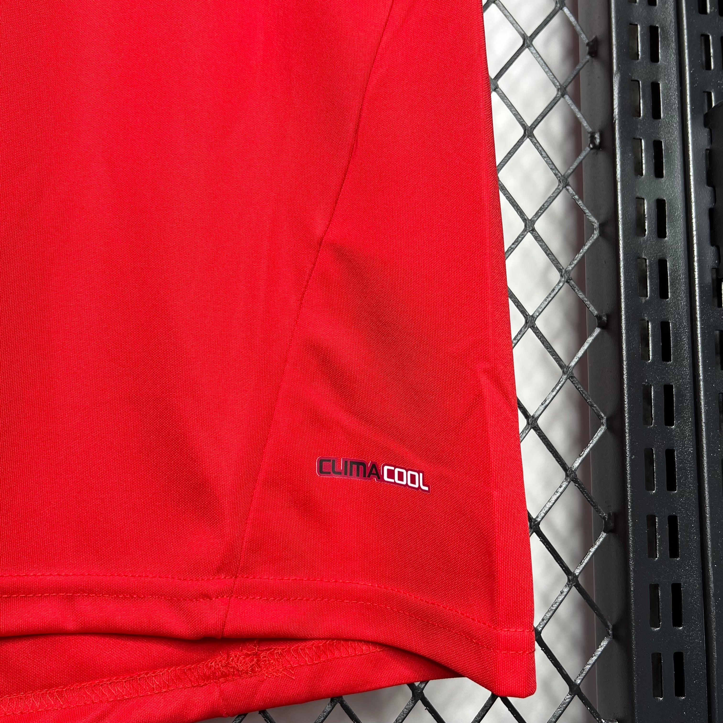 Spain 09/10 (Home)