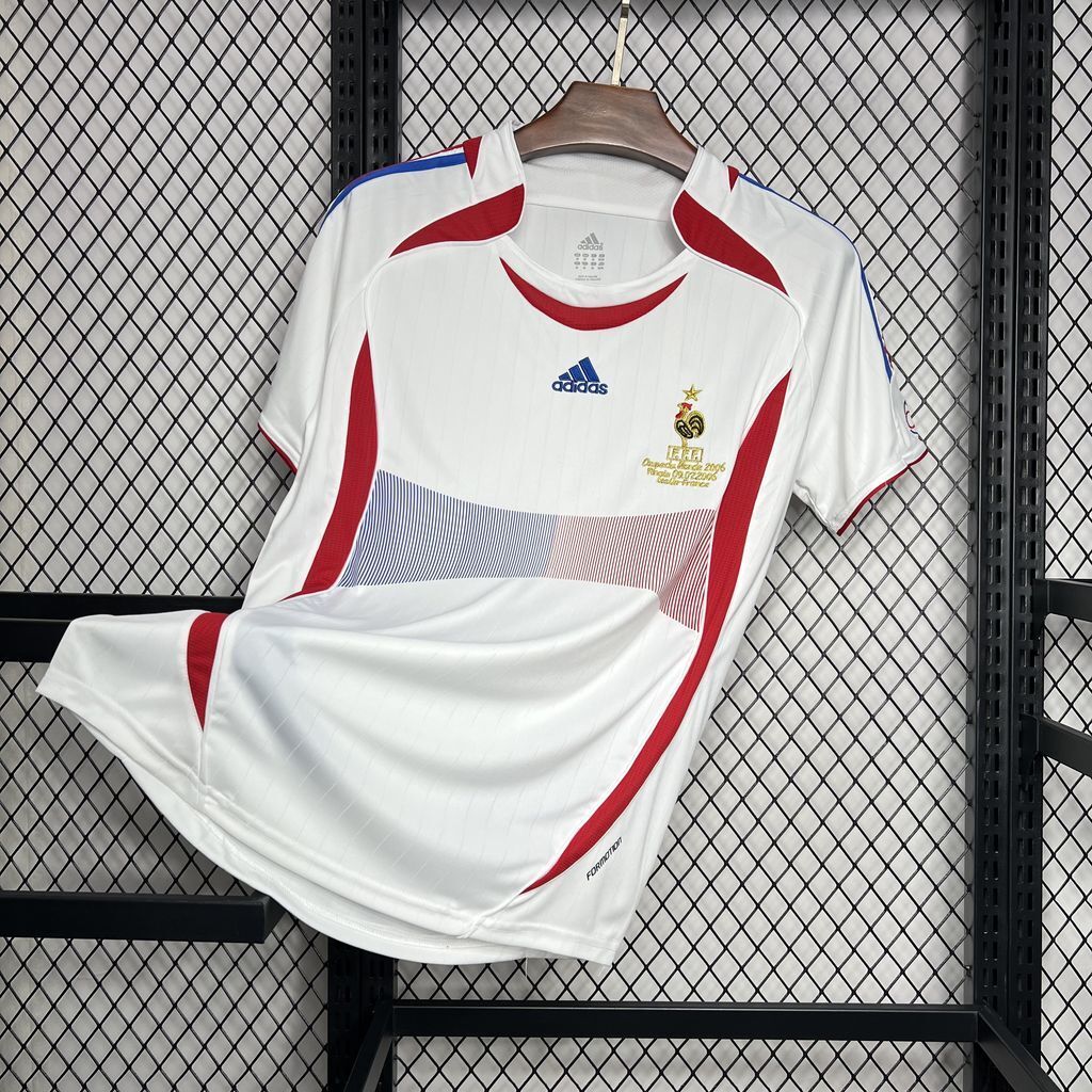 France 05/06 (Away)