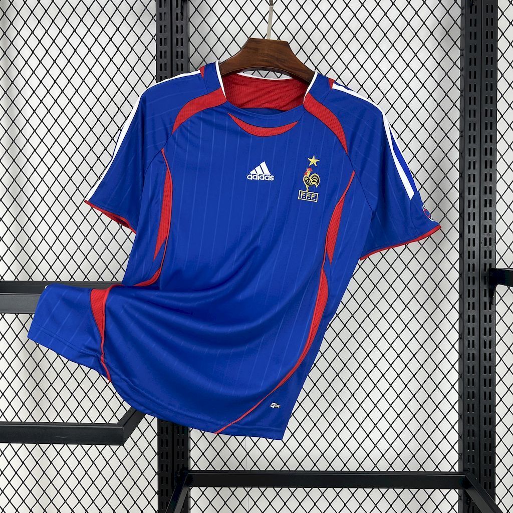 France 05/06 (Home)