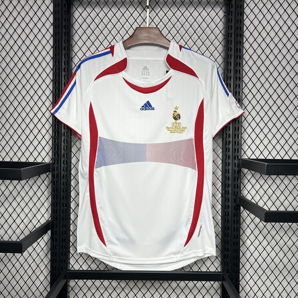 France 05/06 (Away)