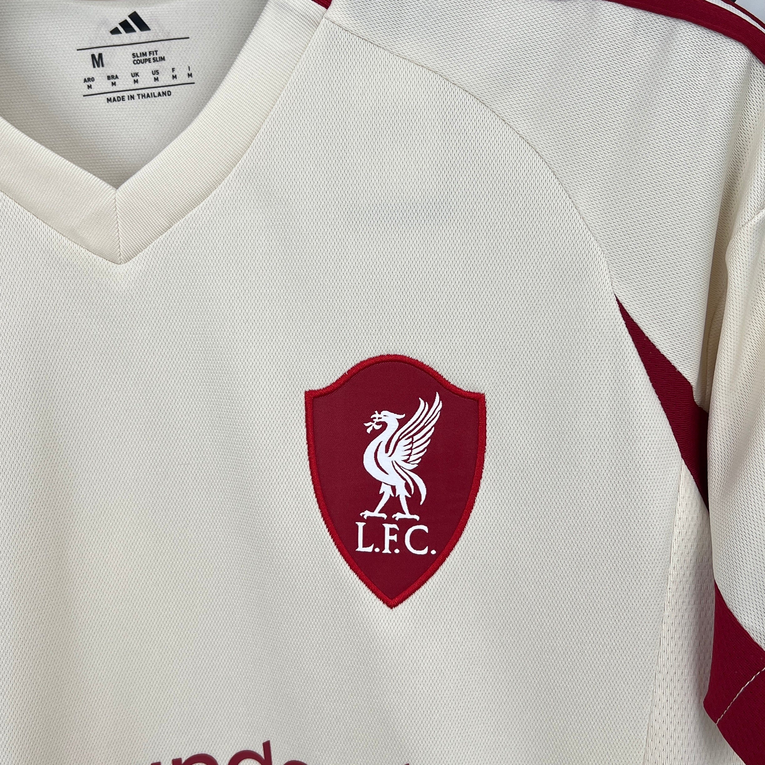 Liverpool 25/26 Away