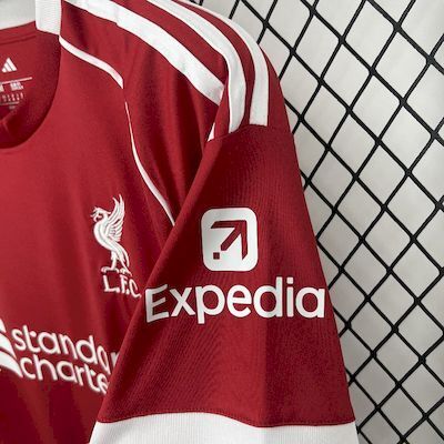 Liverpool 25/26 Home