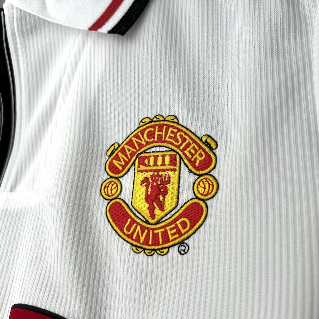 Manchester United 98/99 (Away)