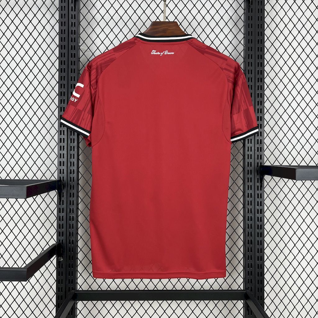 Manchester United 25/26 Home