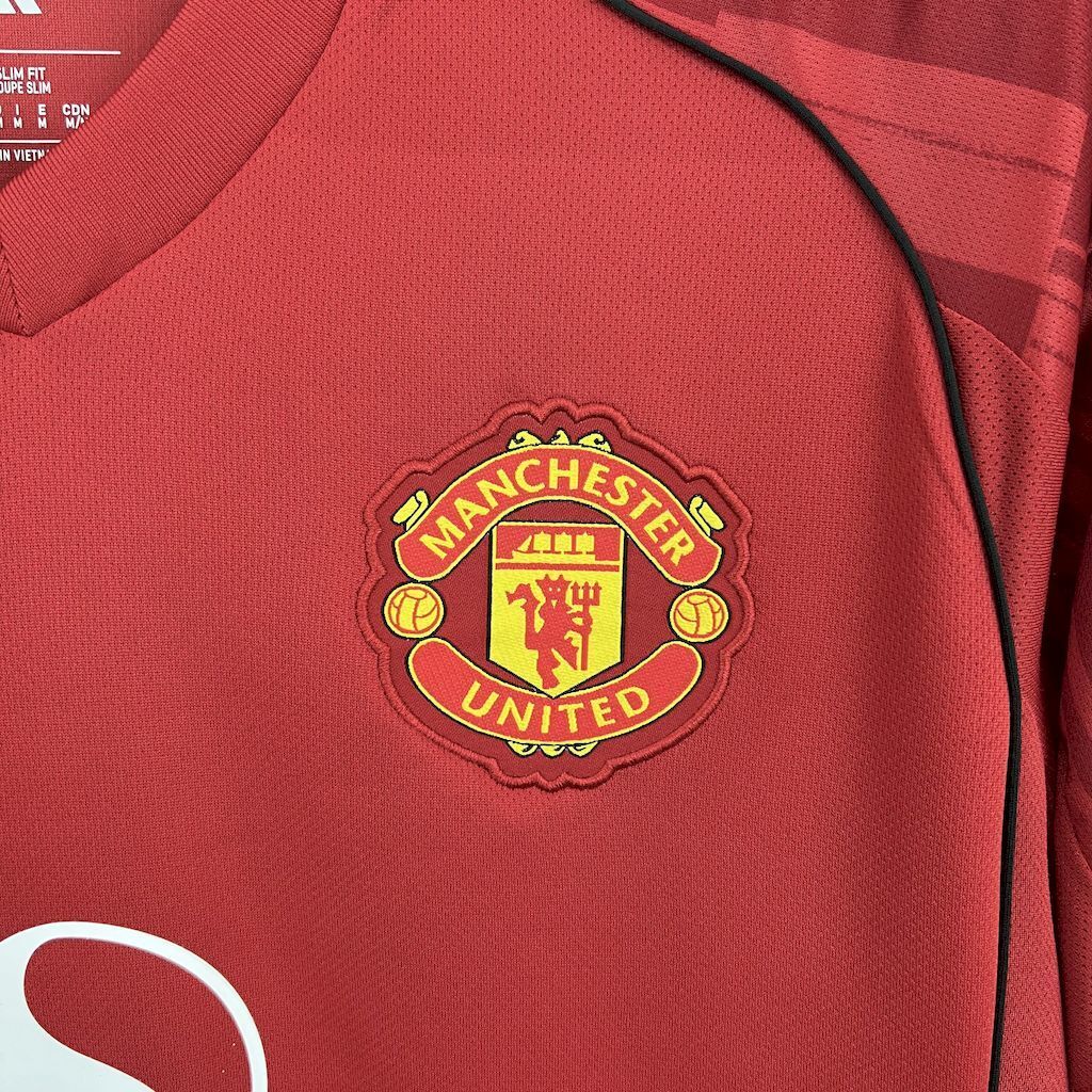 Manchester United 25/26 Home