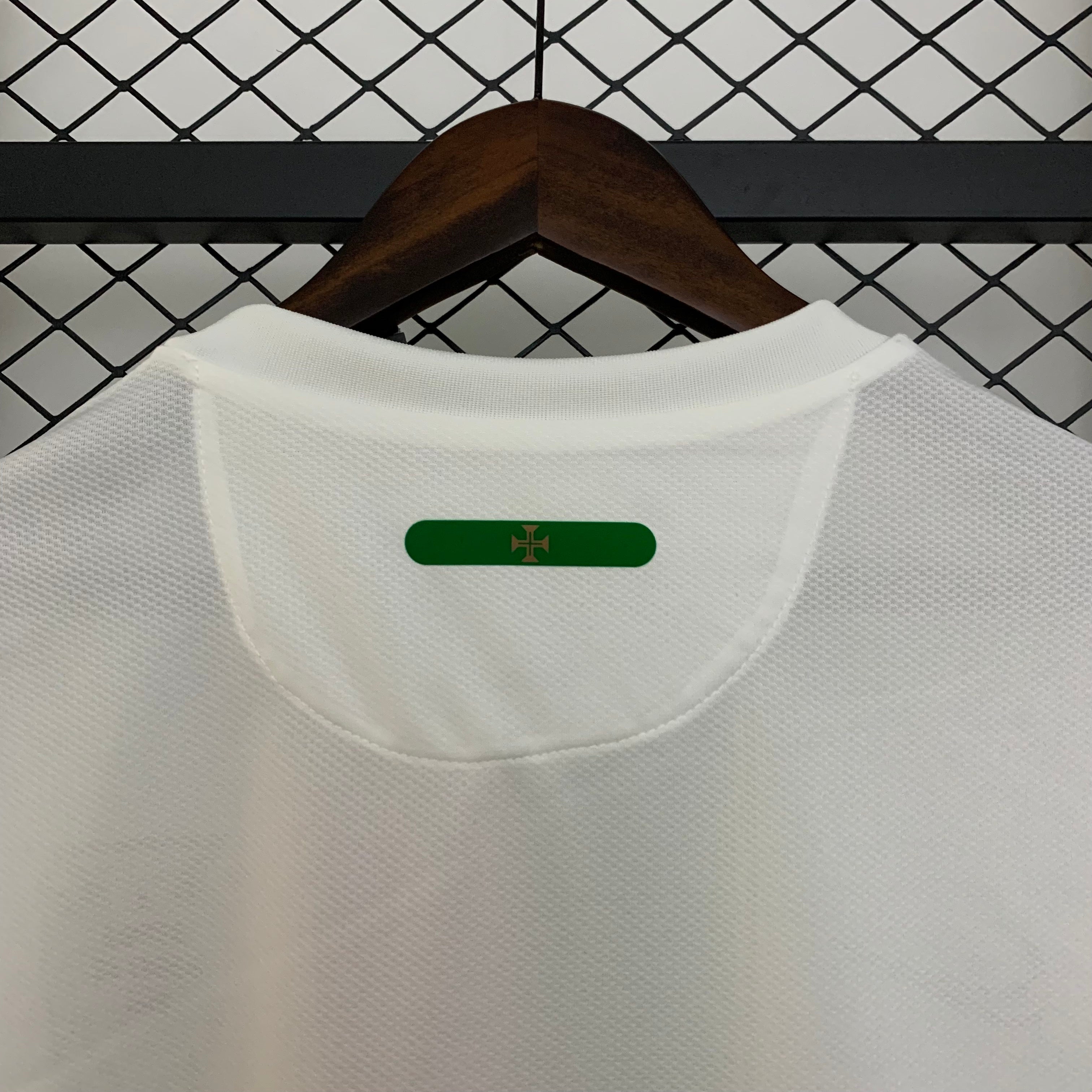 Portugal 10/11 (Away)