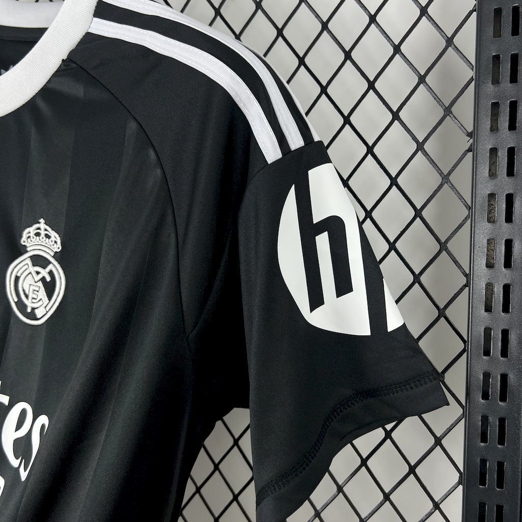 Real Madrid 25/26 Away