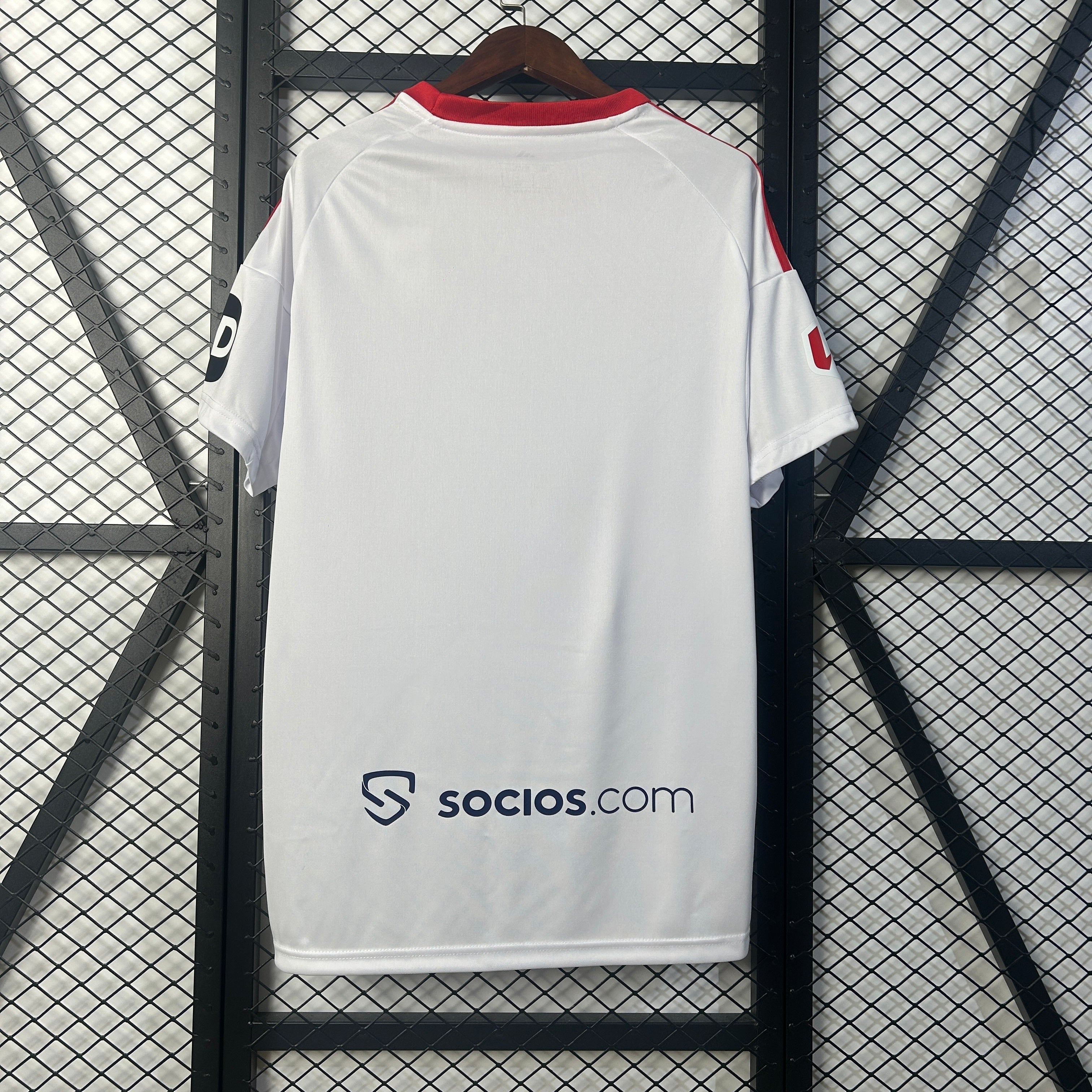 Sevilla 25/26 Home