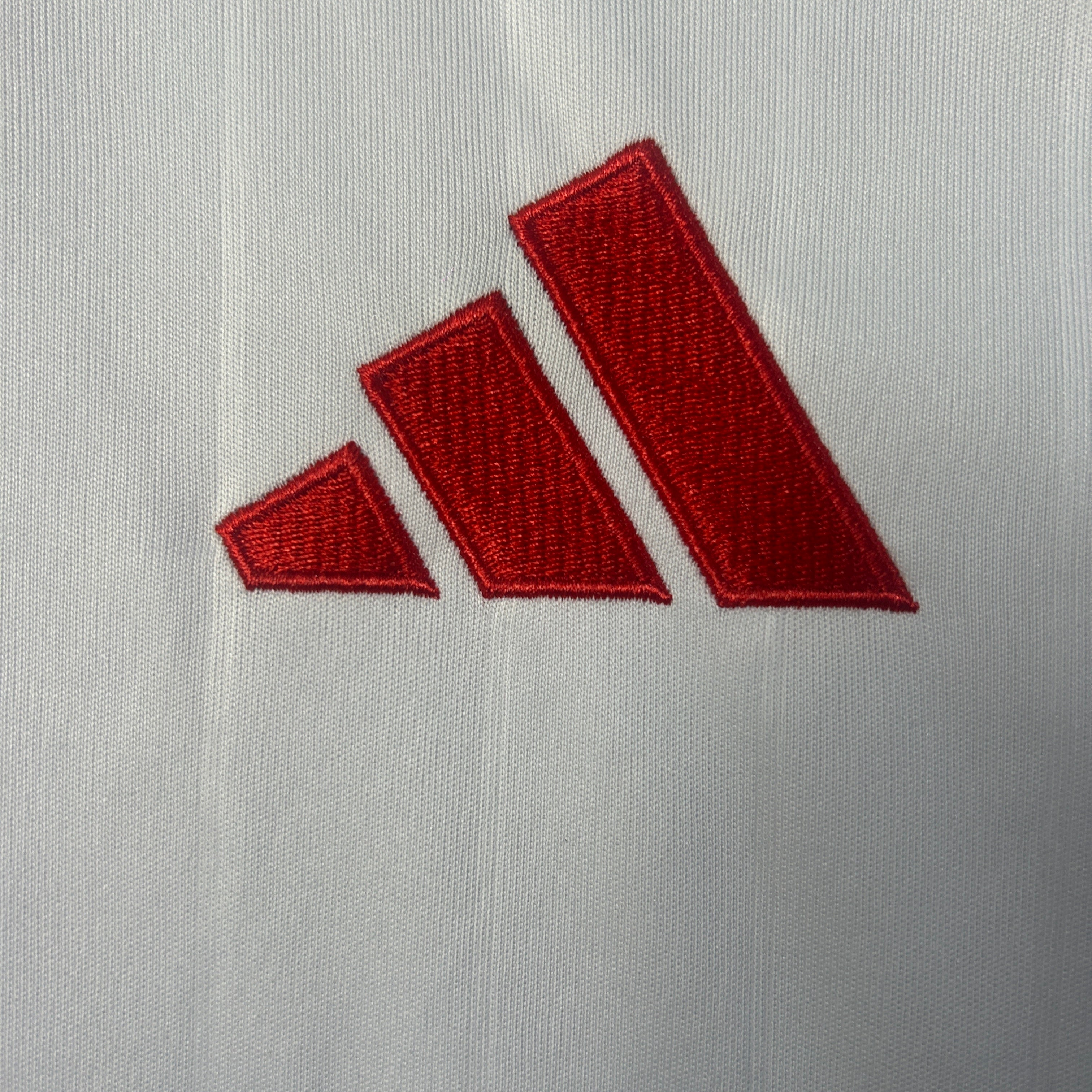 Sevilla 25/26 Home