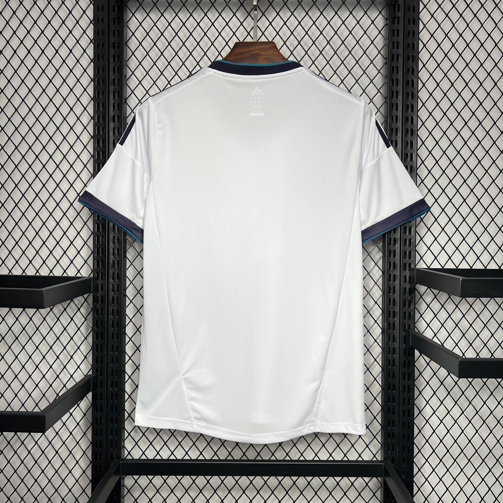 Real Madrid 12/13 Retro (Home)