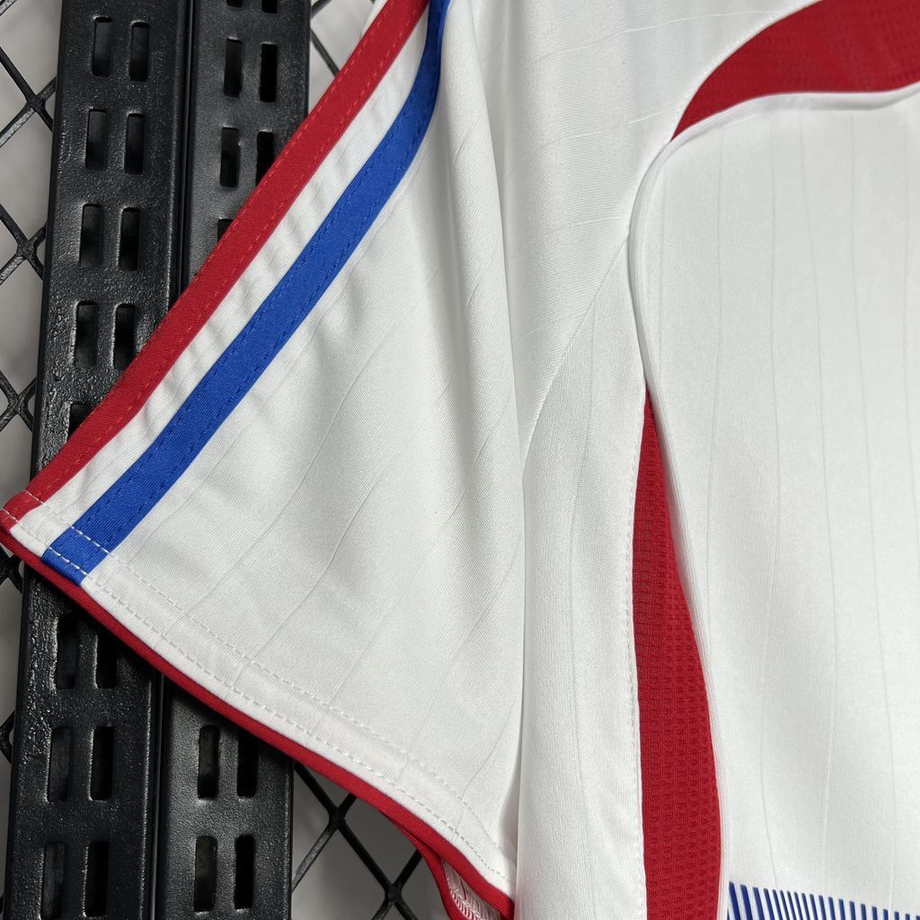France 05/06 (Away)